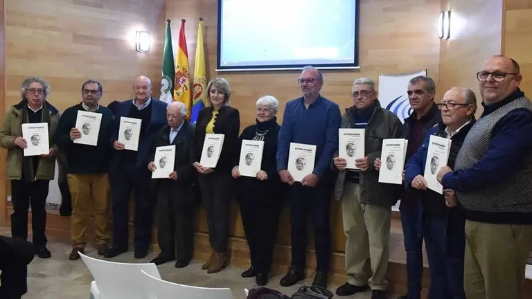 PRESENTACI&Oacute;N DEL N&Uacute;MERO SEIS DE LA REVISTA LITERARIA ESTRECHANDO