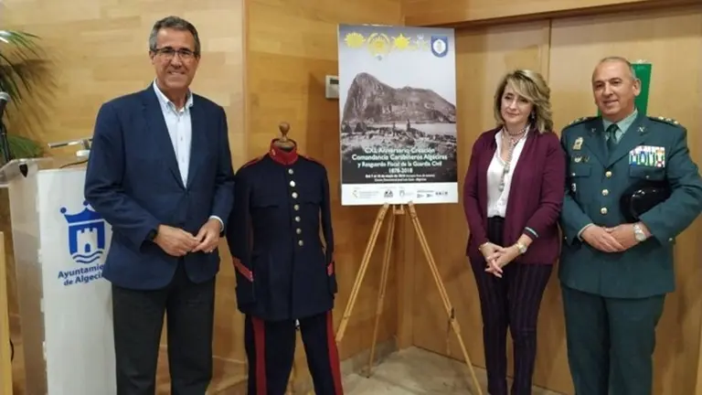 Un momento anterior al acto celebrado esta tarde en el centro documental