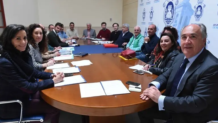 REUNI&Oacute;N POL&Iacute;GONOS INDUSTRIALES