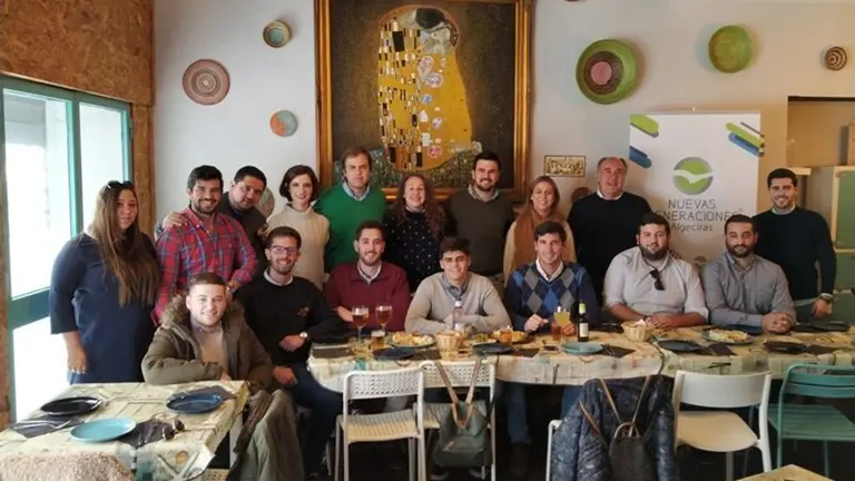 NNGG de Algeciras junto a Reyes Hern&aacute;ndez y Jos
