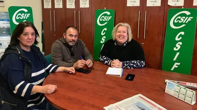 Delegados de CSIF con Mar&iacute;a Jos&eacute; Jim&eacute;nez