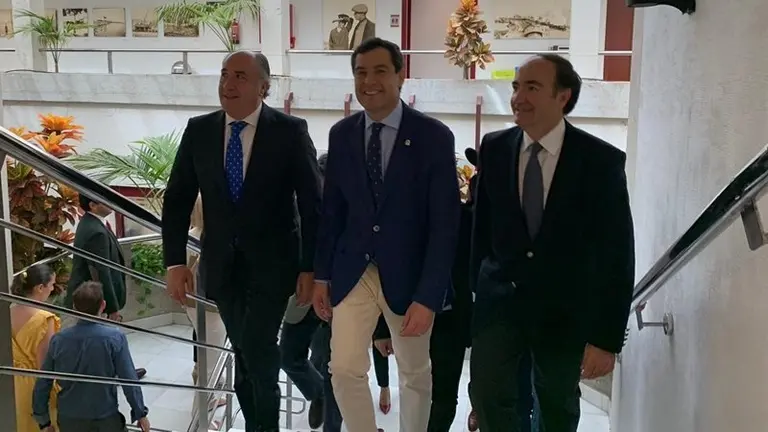 Juanma Moreno, en una visita anterior a Algeciras