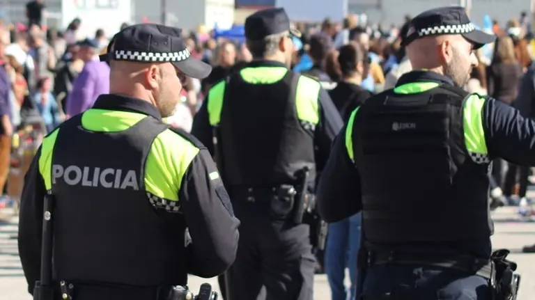 Agentes de la Polic&iacute;a Local algecire&ntilde;a
