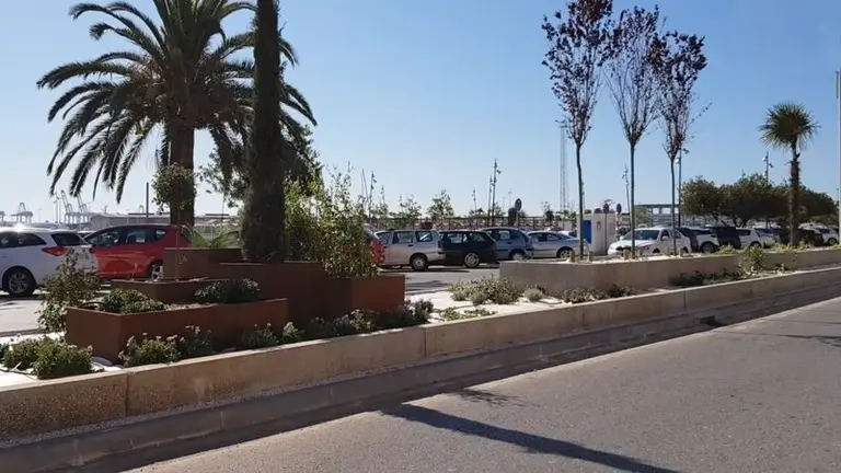 Nueva mediana de la avenida Virgen del Carmen
