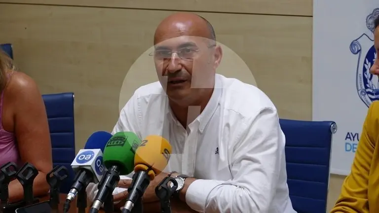 &Aacute;ngel Mart&iacute;nez, delegado de Cementerios