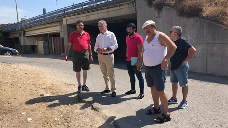 Mu&ntilde;oz y Juli&aacute; visitan la zona junto a miembros de la directiva