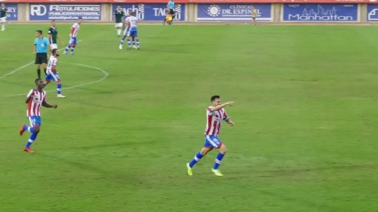 Ivan Turrillo celebrando un gol