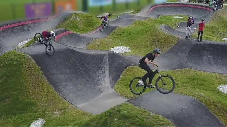Un circuito de pump track