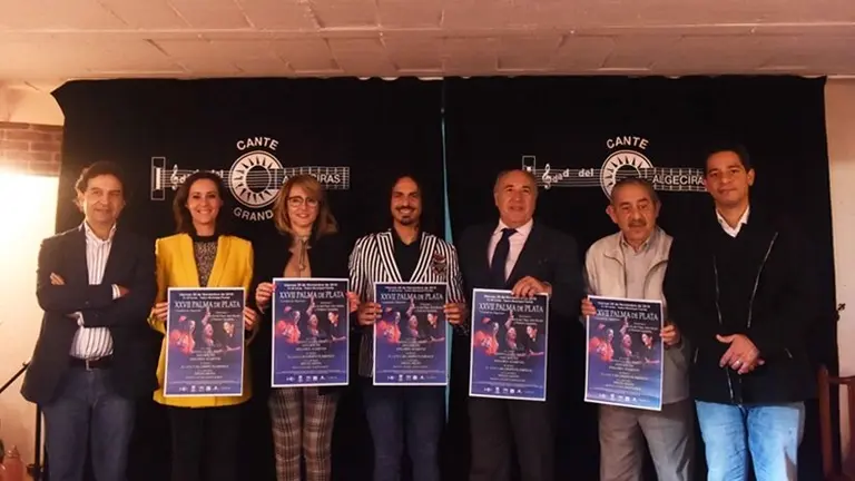 PALMA DE PLATA EN EL CANTE GRANDE