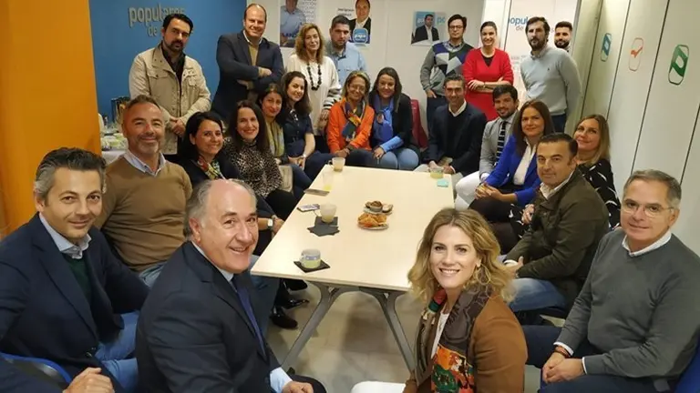 Reuni&oacute;n del PP comarcal con Ana Mestre