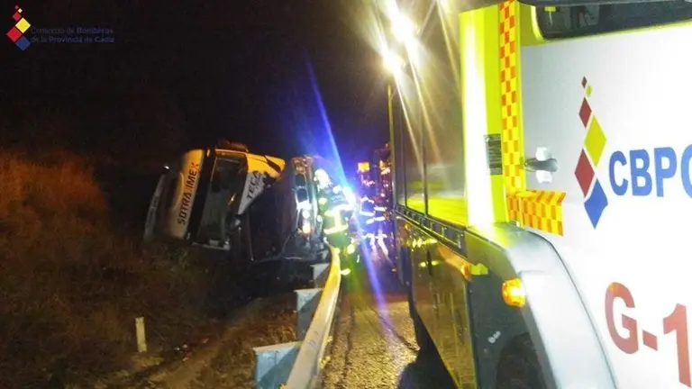 Bomberos - accidente A-7 (2)