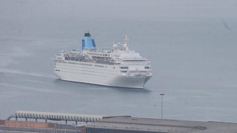 El Marella Dream llegando a Malaga