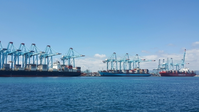Muelle Juan Carlos I. mi&eacute;rcoles 22 abril 2020