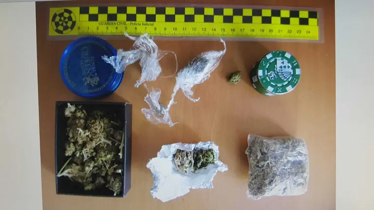 Droga incautada durante la operaci&oacute;n