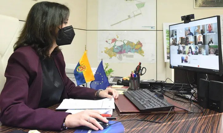 Y&eacute;ssica Rodr&iacute;guez en la reuni&oacute;n de Urbanismo