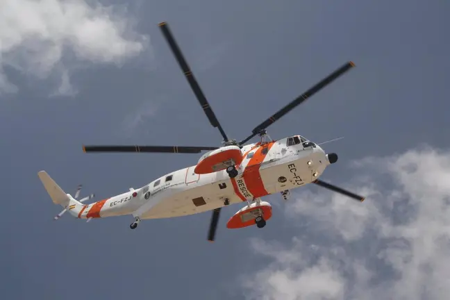 16abril-helicoptero salvamento