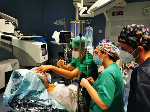 23abril-Oftalmo Hospital La L&iacute;nea