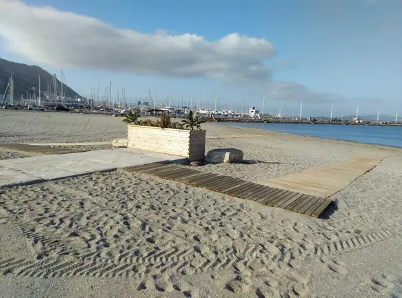 Actuaciones en las playas de La L&iacute;nea. AYTO LA L&Iacute;NEA DE LA CONCEPCI&Oacute;N