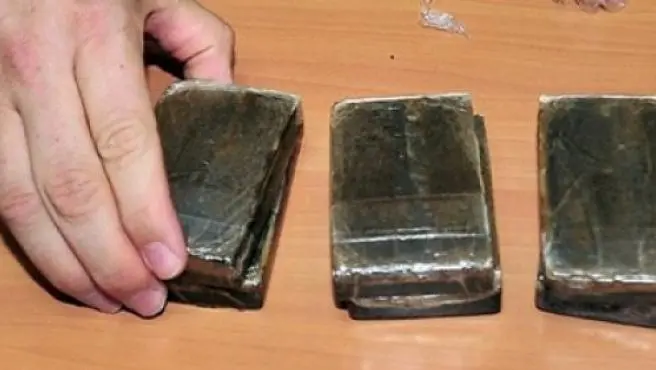 Placas de hach&iacute;s en una imagen de archivo