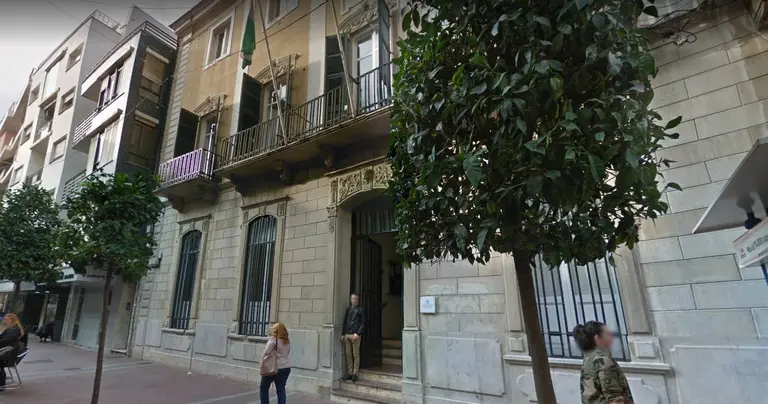 ayuntamiento de la calle ancha
