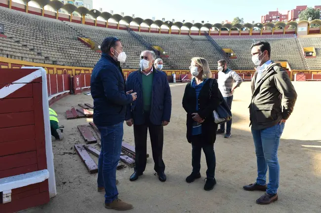 Reuni&oacute;n con Javier Mena en la plaza de toros