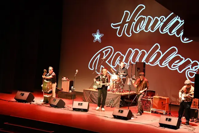 Los Howlin Ramblers en el Juan Luis Galiardo