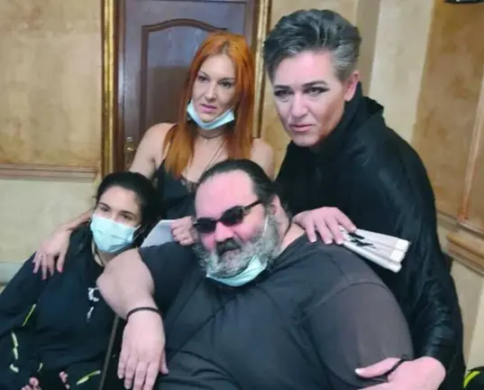 Becerra, con Gar&oacute;, Prieto y su hija