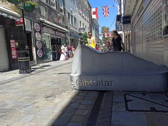 calle real de gibraltar