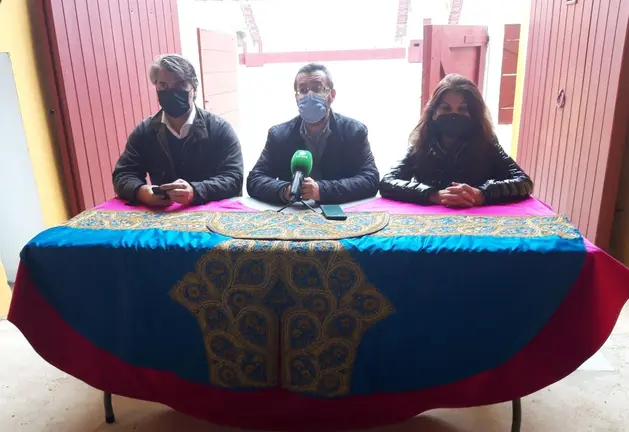 Rueda de prensa de presentaci&oacute;n del cartel inaugural de El Arenal