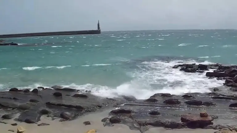 Temporal en el puerto de Tarifa
