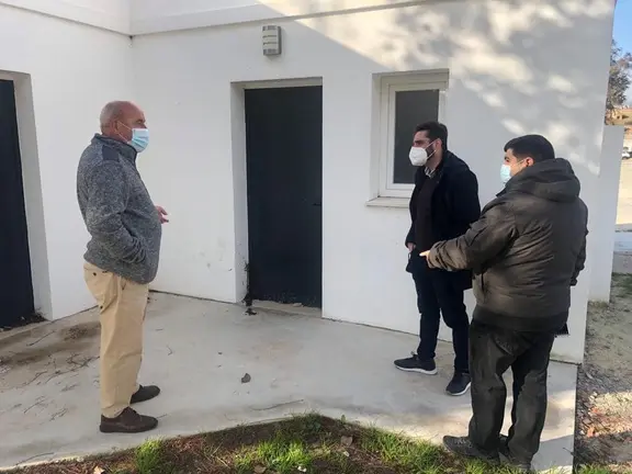 Perea, con Acosta y Masegosa en los ba&ntilde;os del recinto ferial