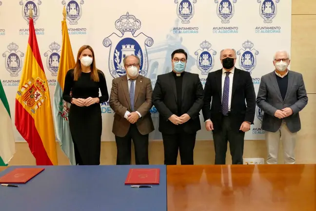 Renovaci&oacute;n del convenio con el Consejo Local de Hermandades