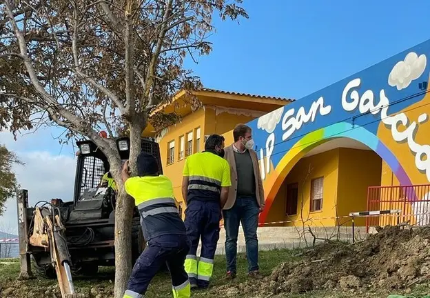 El concejal, visitando las obras en el CEIP San Garc&iacute;a