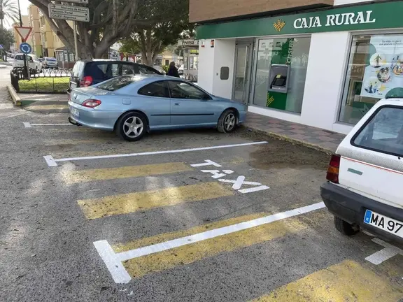Nueva ubicación temporal de la parada de taxis en Los Barrios