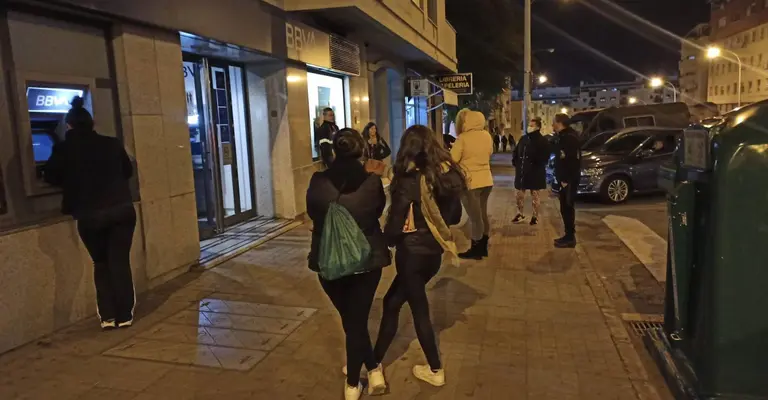 Esperas en un cajero de Algeciras