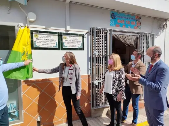 Homenaje a la pescader&iacute;a y peluquer&iacute;a de Palmones