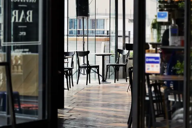 Una cafeter&iacute;a de La L&iacute;nea