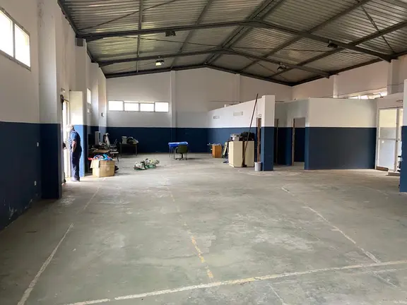 Arreglos en el pabell&oacute;n de Padre Manj&oacute;n
