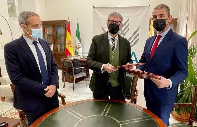 Firma del protocolo entre la Universidad y La Almoraima - UCA