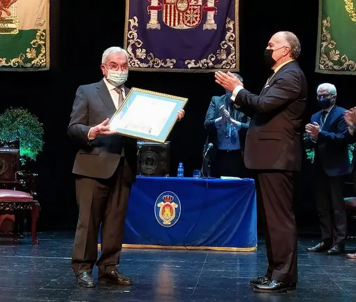 Nombramiento del Padre Pedro como Hijo Adoptivo de Algeciras