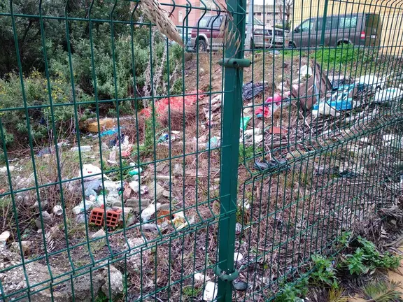 Escombrera en Algeciras