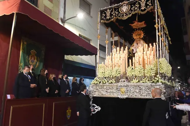 Santo Entierro y Soledad