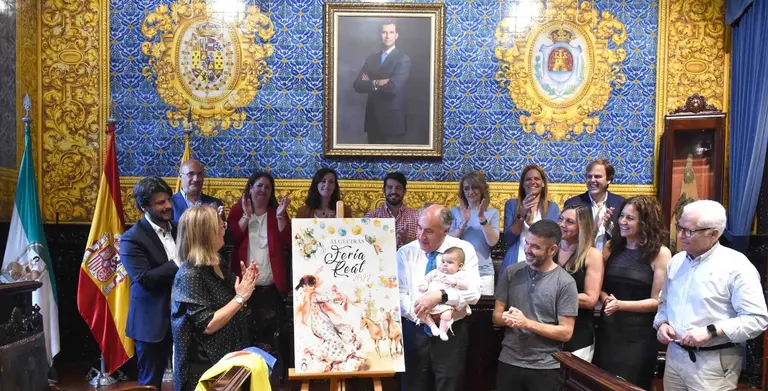 Landaluce, Cid y Pinte&ntilde;o, adem&aacute;s del equipo de Gobierno, junto a la obra que anunciar&aacute; la fiesta grande de Algeciras