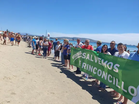Cadena humana en El Rinconcillo