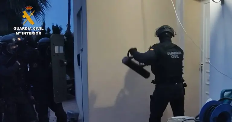 Operaci&oacute;n contra el blanqueo