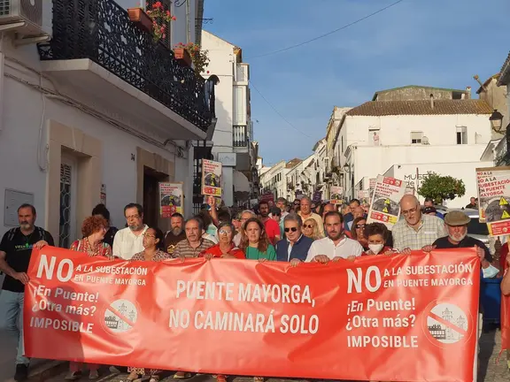 Protesta contra la subestaci&oacute;n
