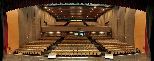 Palacio de Congresos de La L&iacute;nea
