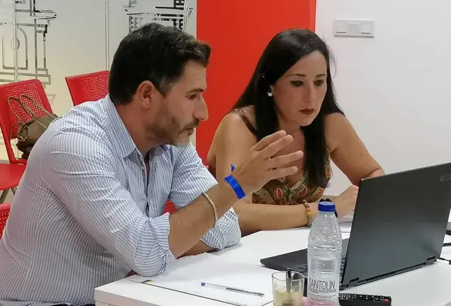 Reuni&oacute;n del PSOE con el Ministerio