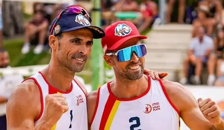 Herrera-Gavira_se_coronan_en_el_1_Campeonato_de_Espaa_de_Voley_Playa_2022
