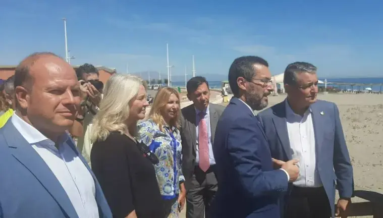 Antonio Sanz y Juan Franco, en la costa linense